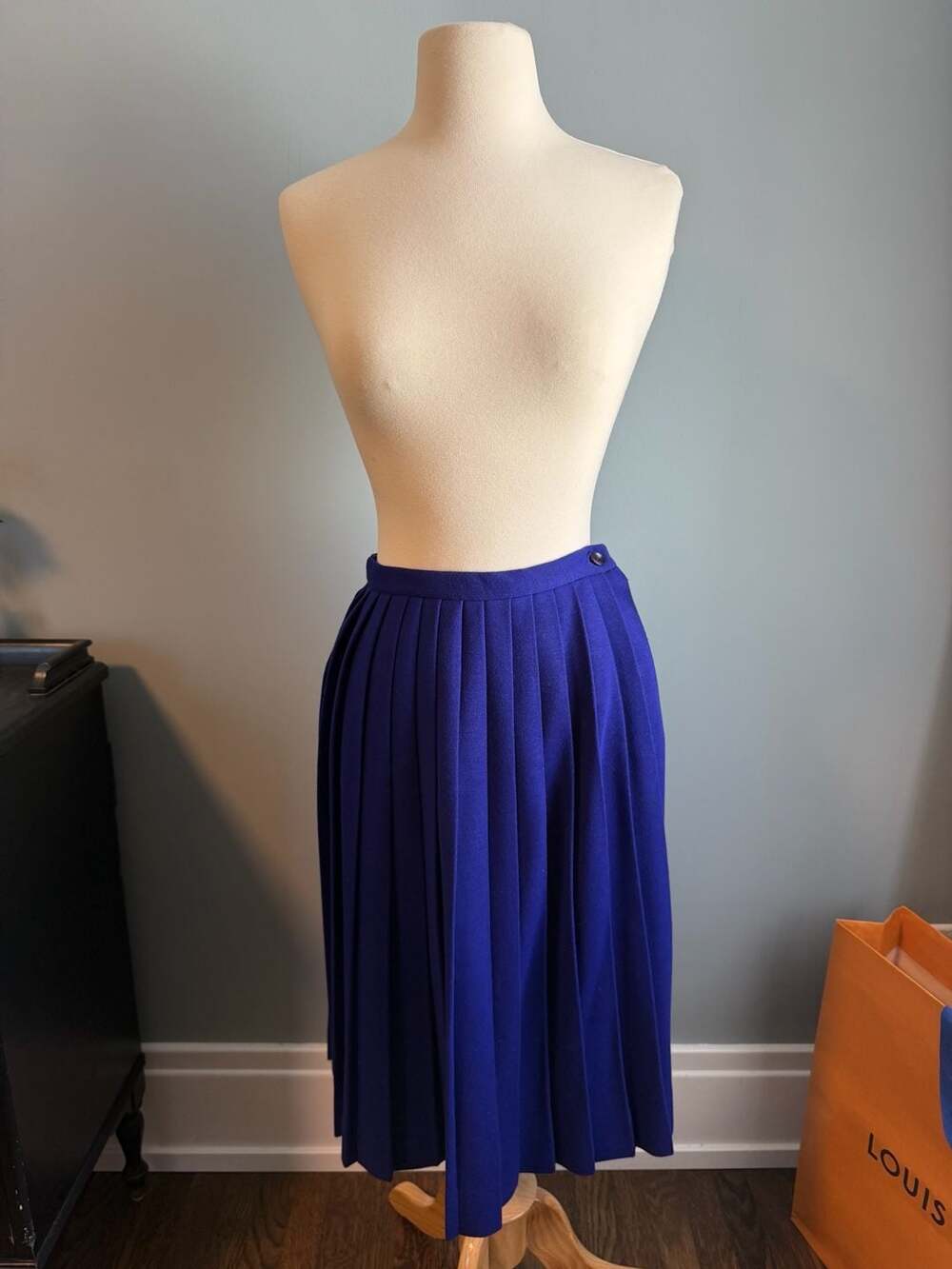 Susan Laurie Pleated Skirt Size 10 Royal Blue Orlon Acrylic Vintage